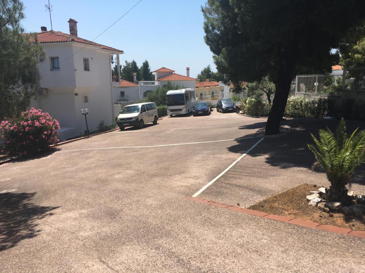 Villa Askamnia And Suites Nikiti  Exterior foto